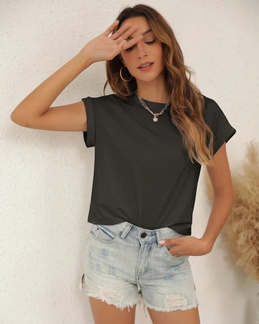 Tankaneo Women's Rolled Sleeve Cropped T-Shirt