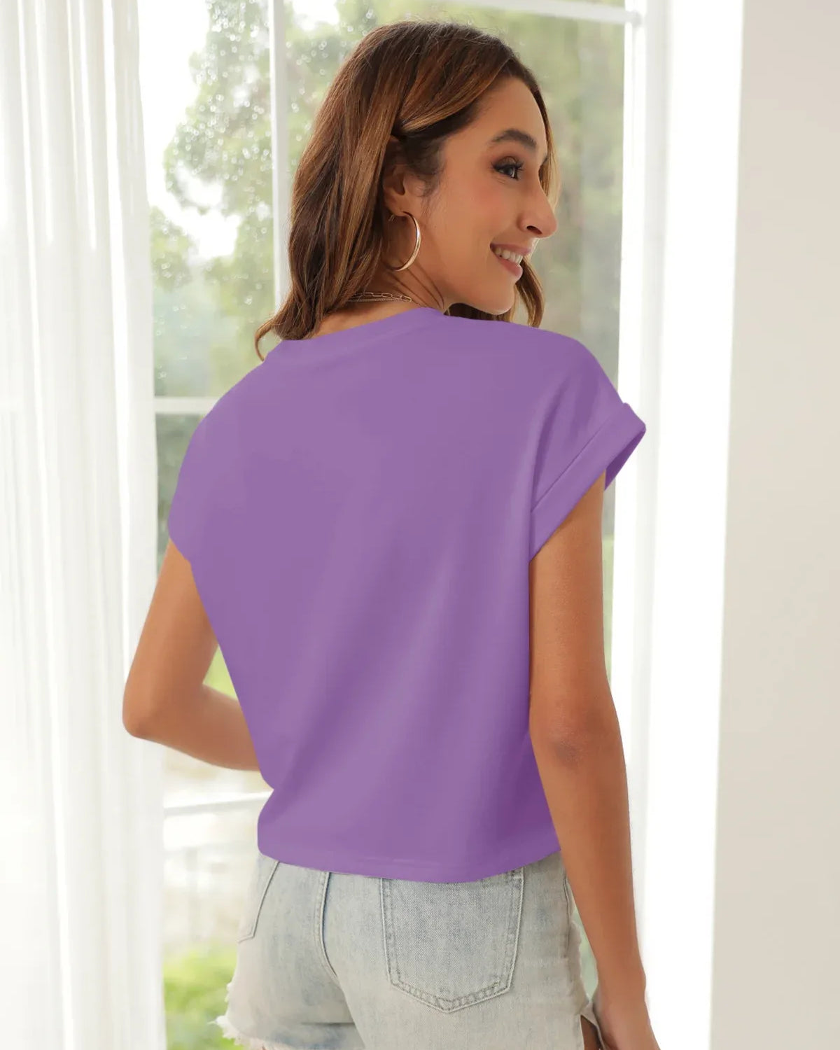 Tankaneo Women's Rolled Sleeve Cropped T-Shirt