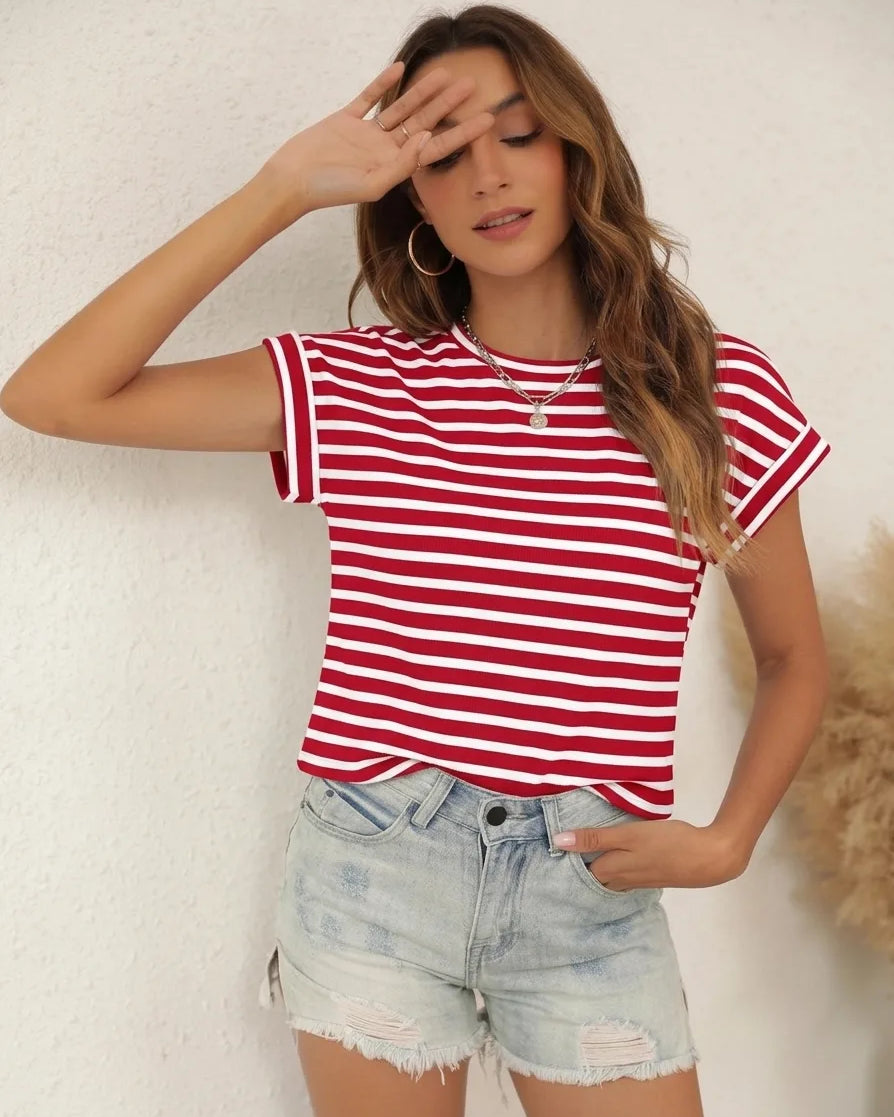 Tankaneo Women's Rolled Sleeve Cropped T-Shirt