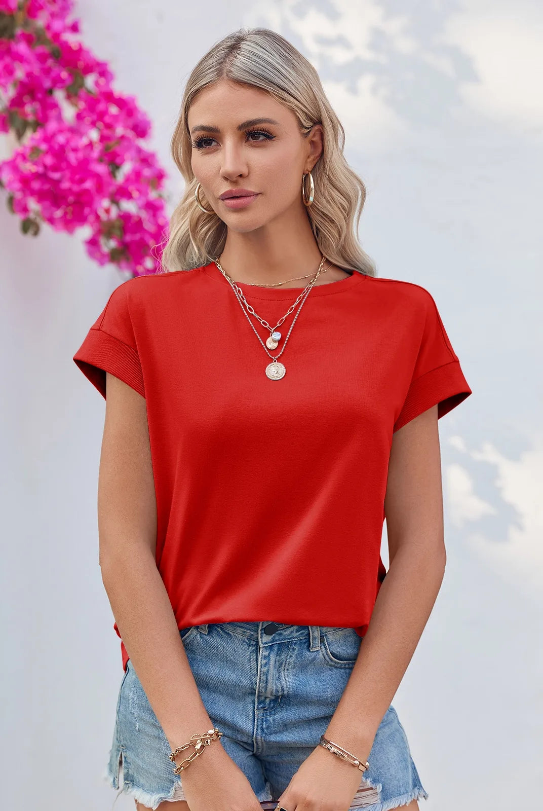 Tankaneo Women's Crew Neck Loose Fit T-Shirt
