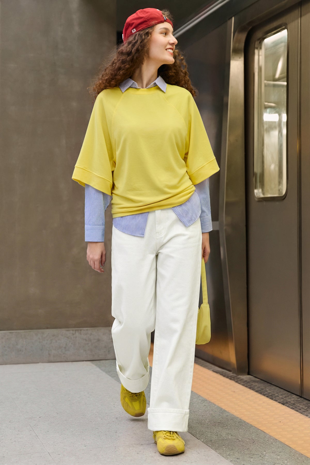 Tankaneo Womens Wide Leg Cuffed Jeans Trendy High Waisted Baggy Boyfriend Casual Denim Pants with Belted