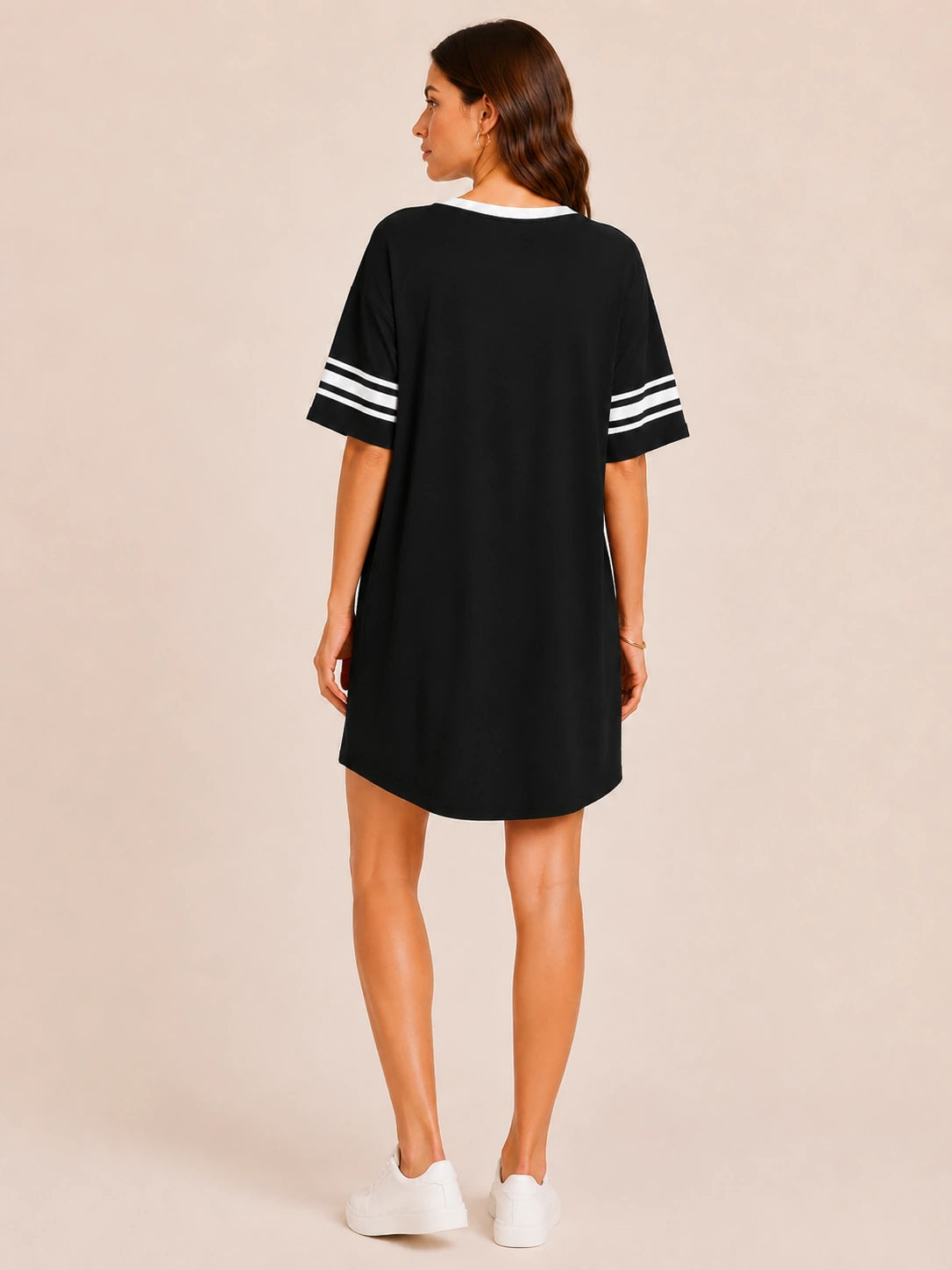 Tankaneo Women's Oversized V-Neck Sleep Shirt