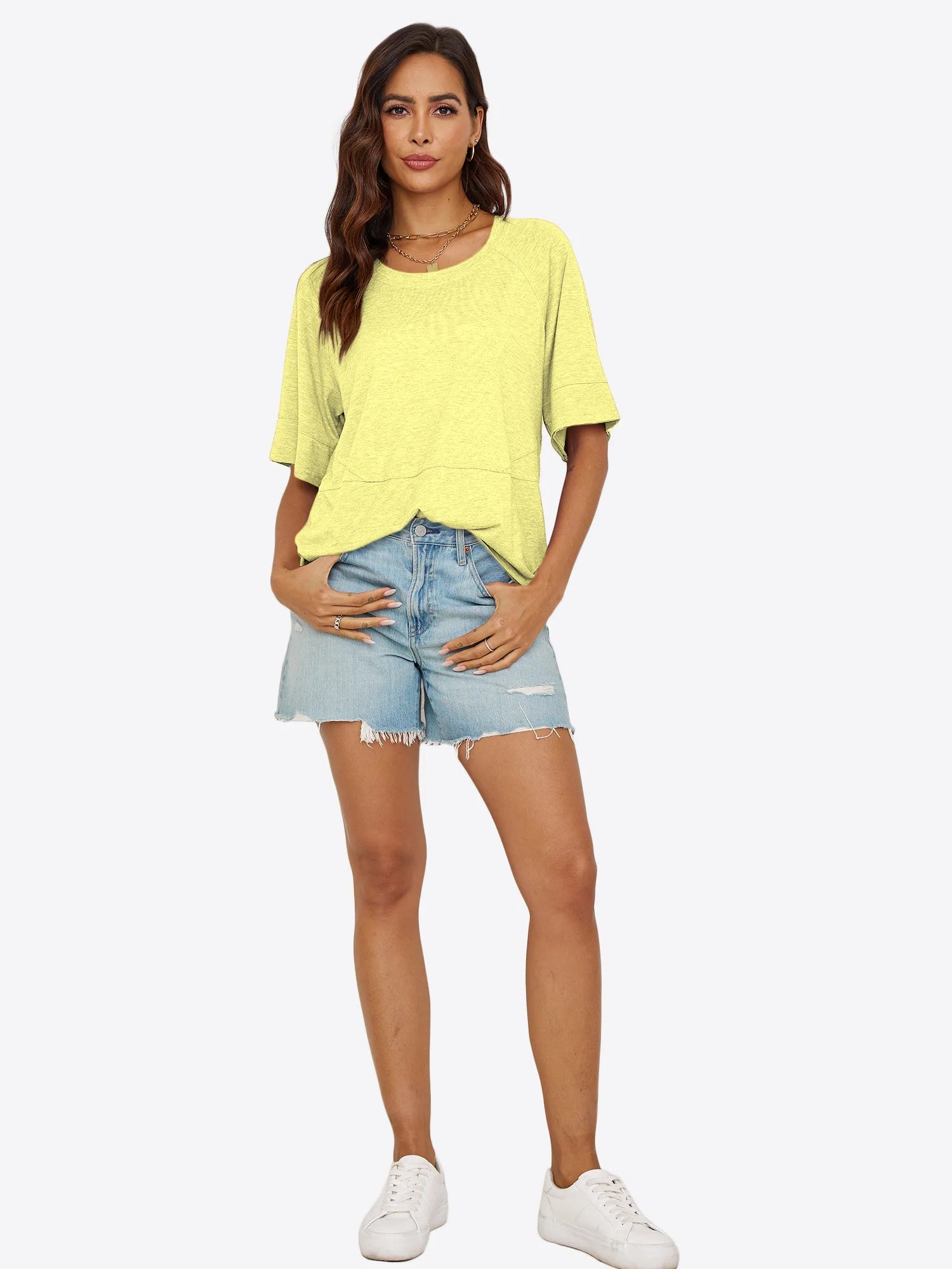 Tankaneo Women's Oversized 3/4 Sleeve Crewneck T-Shirt