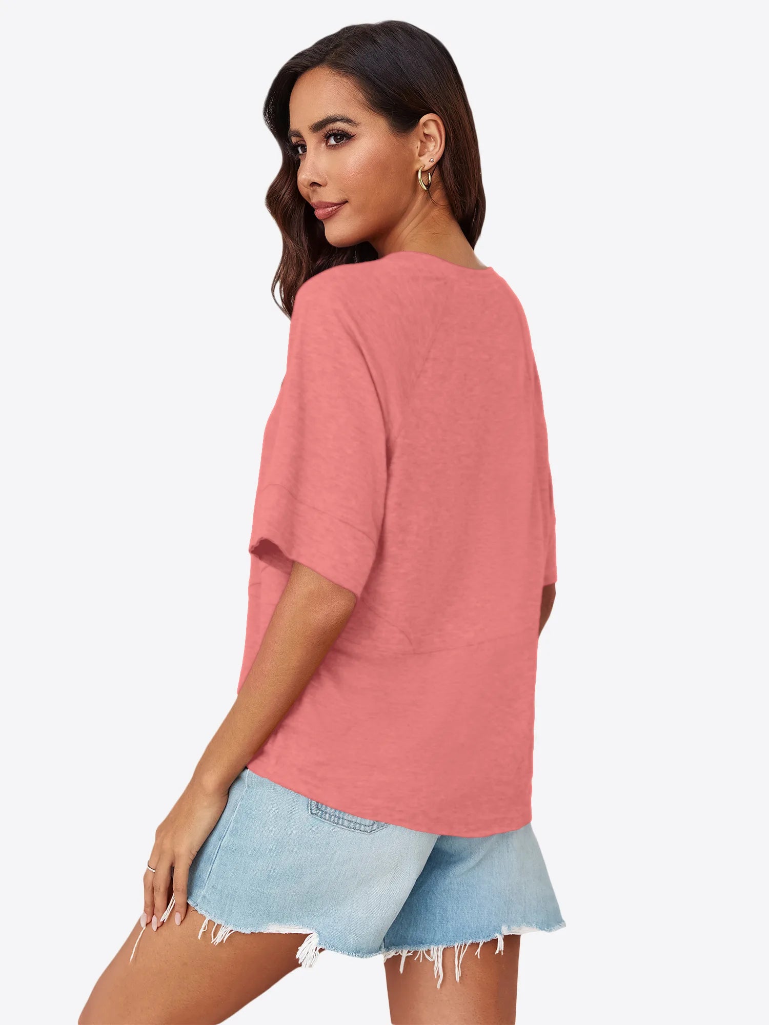 Tankaneo Women's Oversized 3/4 Sleeve Crewneck T-Shirt