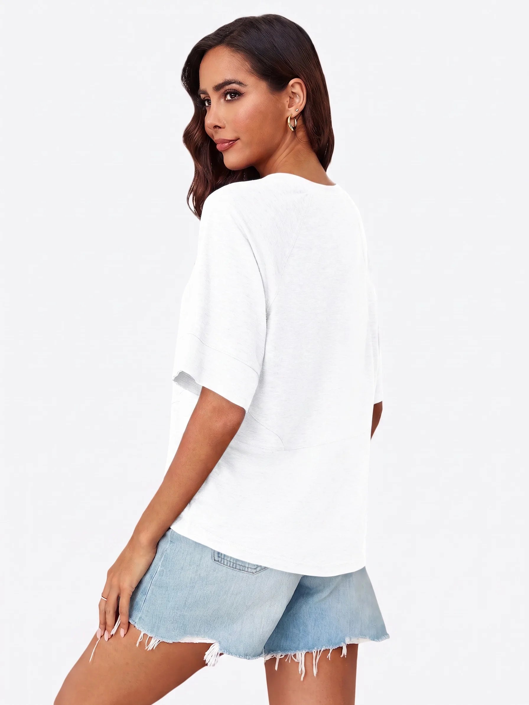 Tankaneo Women's Oversized 3/4 Sleeve Crewneck T-Shirt
