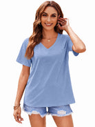 Tankaneo Women's Loose Fit V-Neck T-Shirt
