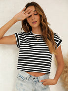Tankaneo Women's Rolled Sleeve Cropped T-Shirt