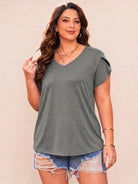 Tankaneo Women's Plus Size V-Neck T-Shirt