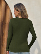 Tankaneo Women's Ribbed Deep V-Neck Long Sleeve Top