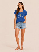 Tankaneo Women's Graphic V-Neck Tee