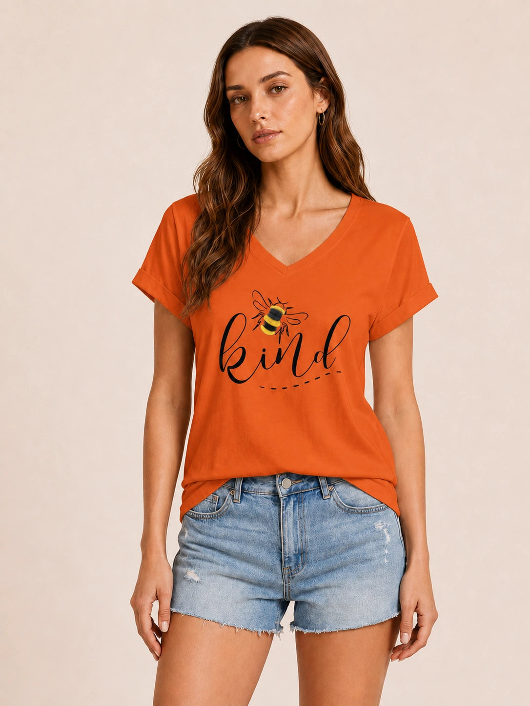 Tankaneo Women's Graphic V-Neck Tee