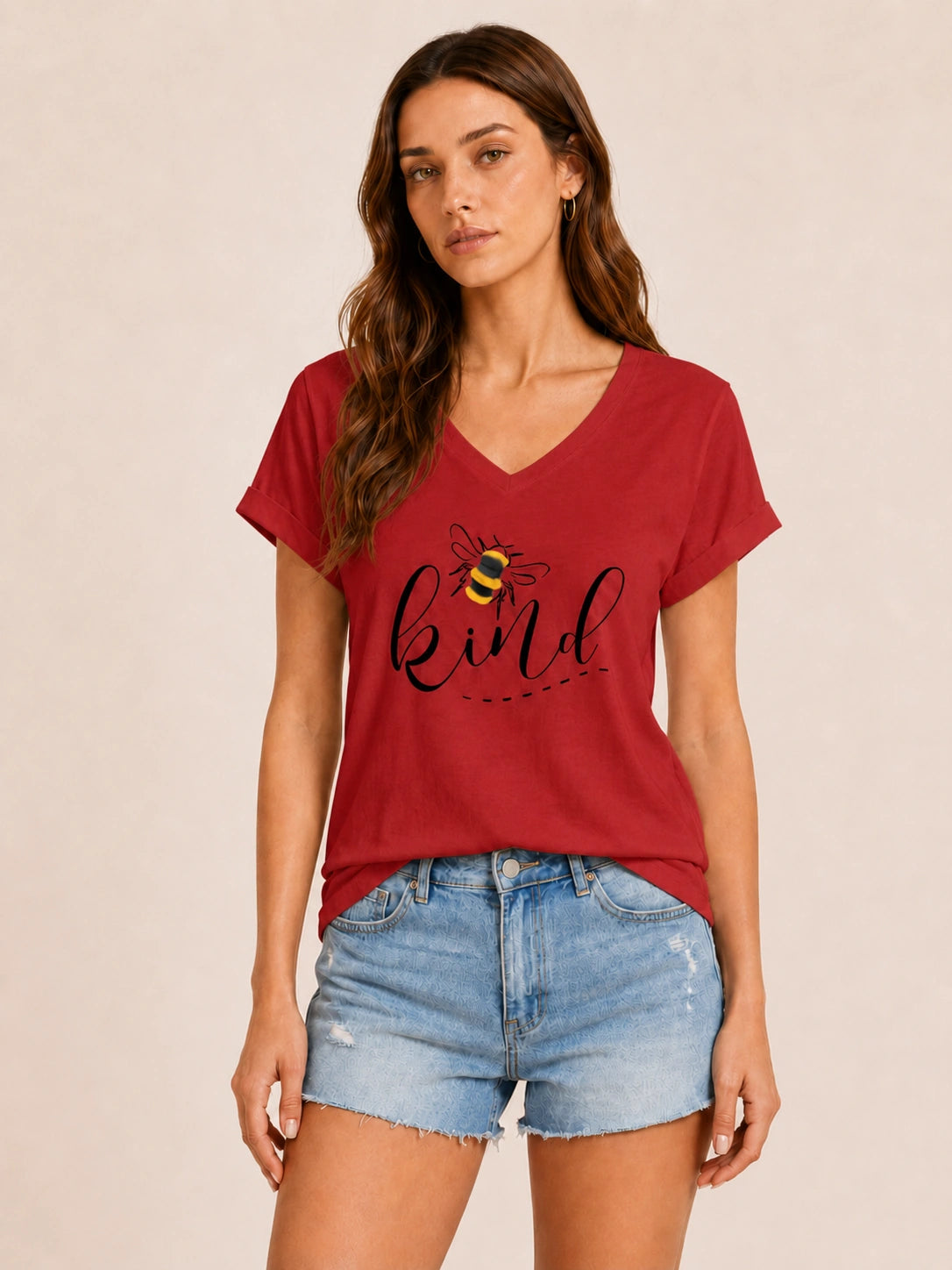 Tankaneo Women's Graphic V-Neck Tee