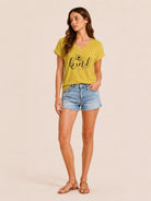 Tankaneo Women's Graphic V-Neck Tee